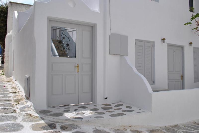 Madres Houses Mykonos Town Exterior photo